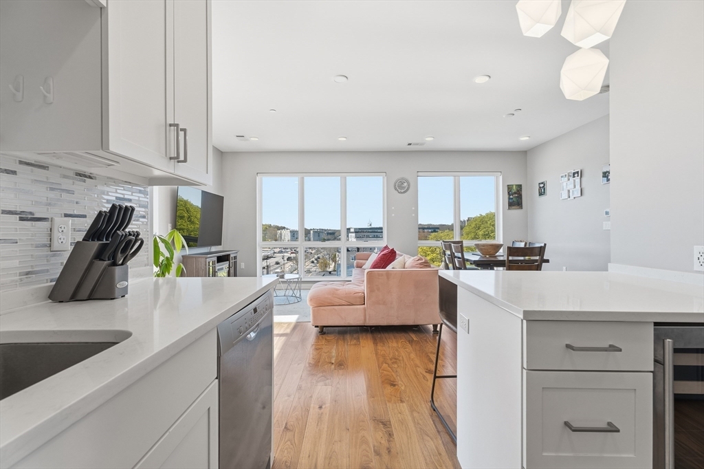 3531 Washington # 519