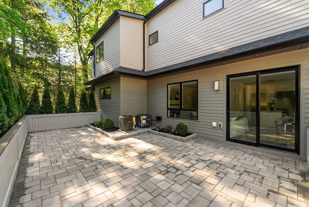 956 Walnut Street # 7