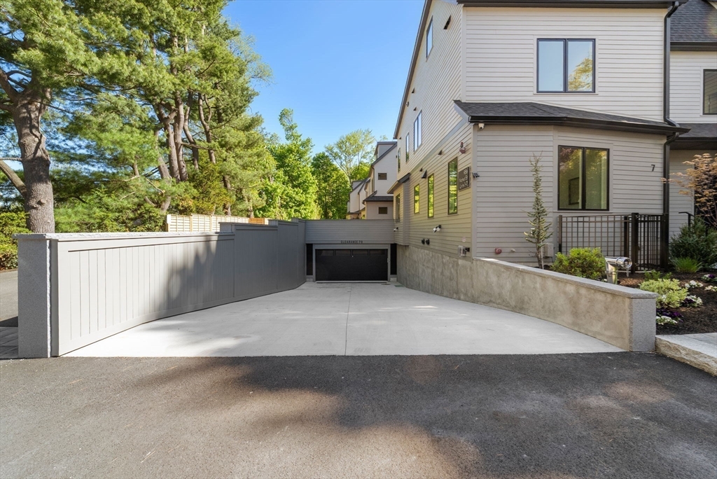 956 Walnut Street # 7