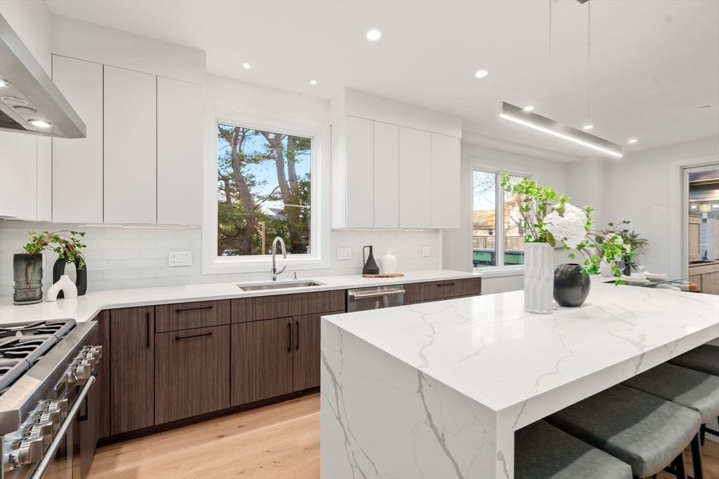 956 Walnut Street # 7