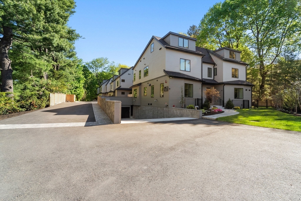 956 Walnut Street # 7