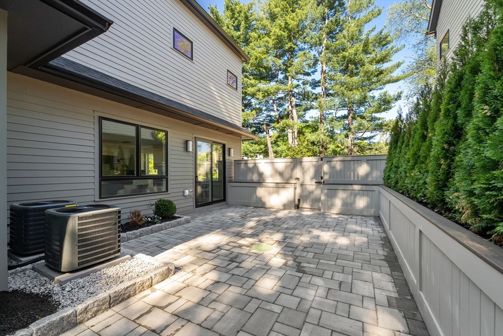 956 Walnut Street # 7