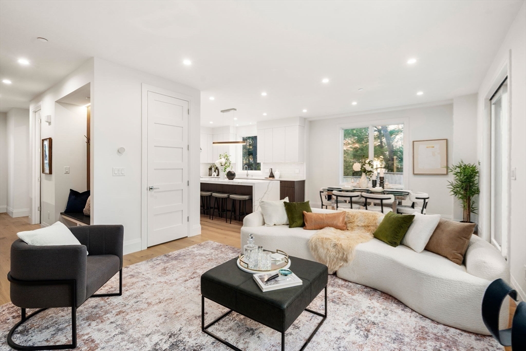 956 Walnut Street # 7