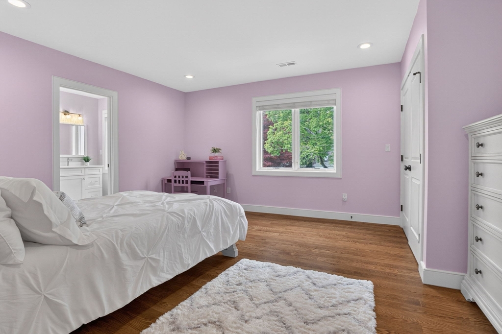 11 Haynes Rd