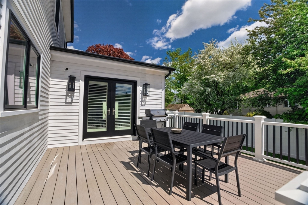 11 Haynes Rd