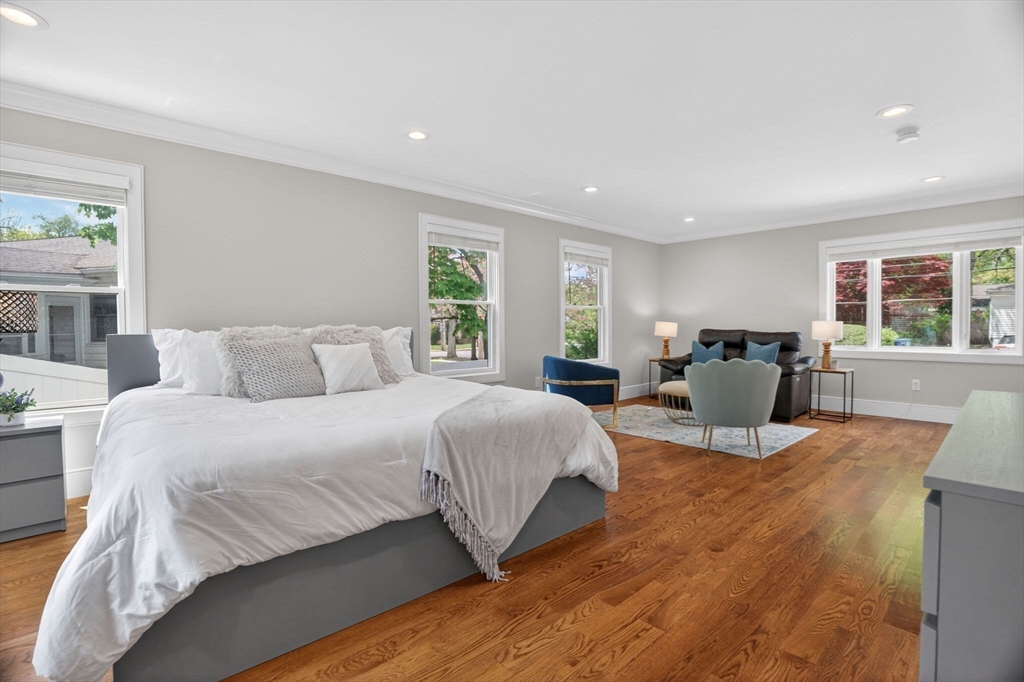 11 Haynes Rd