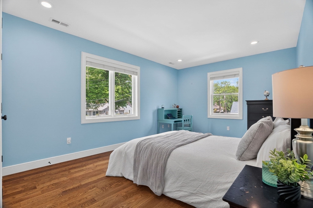 11 Haynes Rd