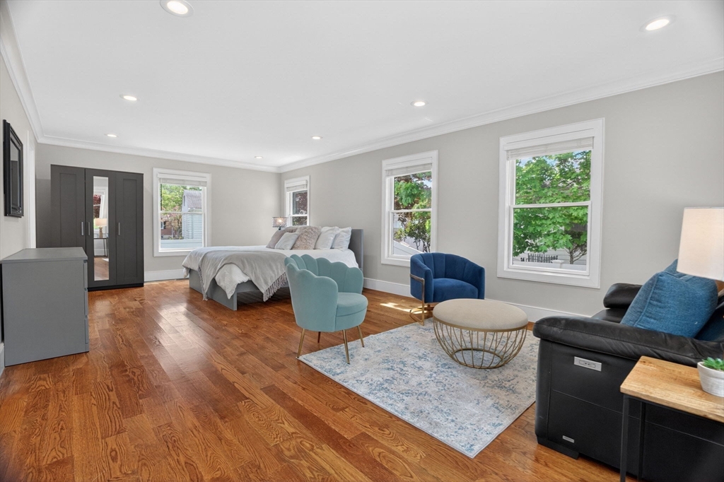 11 Haynes Rd