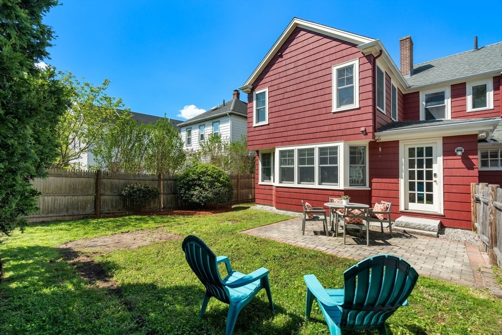 42 Aberdeen St