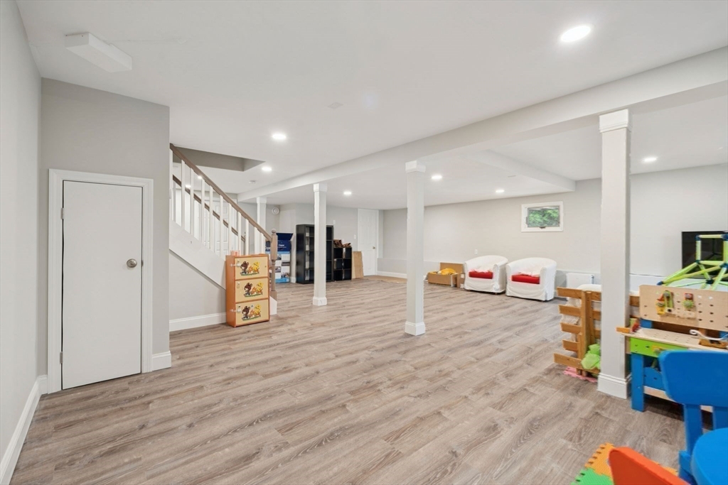 20 Murdock Rd