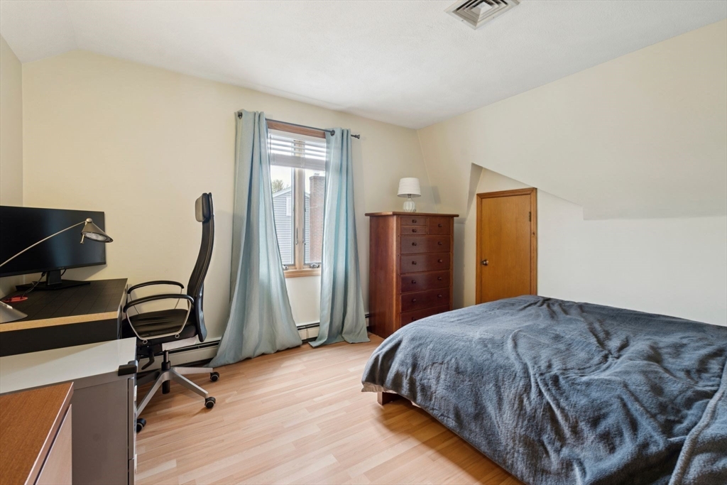 20 Murdock Rd