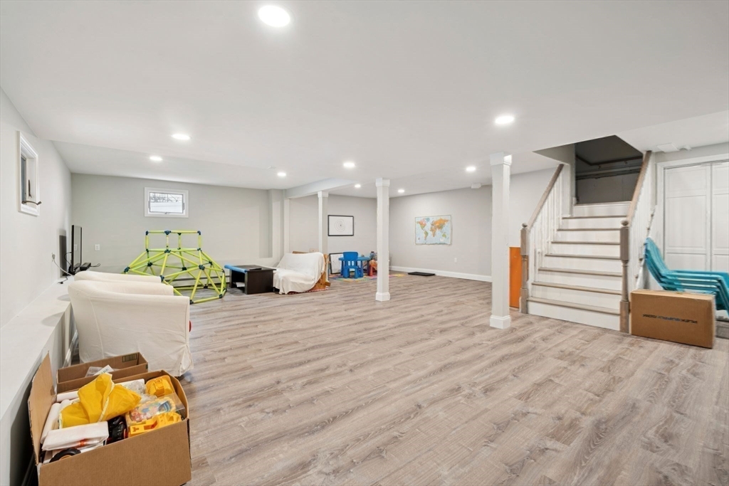 20 Murdock Rd
