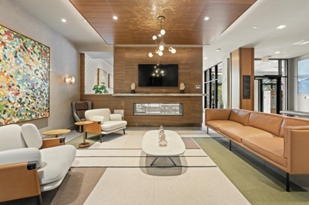 70 Leo Birmingham Parkway # 507