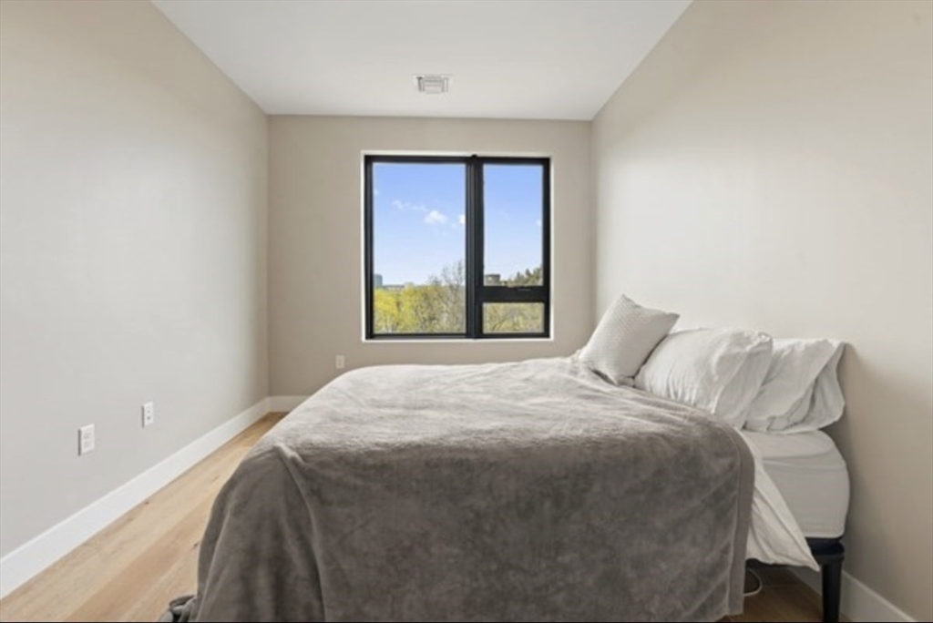 70 Leo Birmingham Parkway # 507