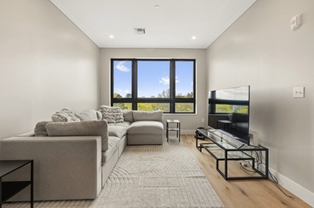 70 Leo Birmingham Parkway # 507