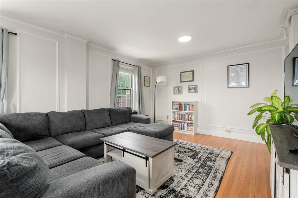 1450-1454 Beacon Street # 542