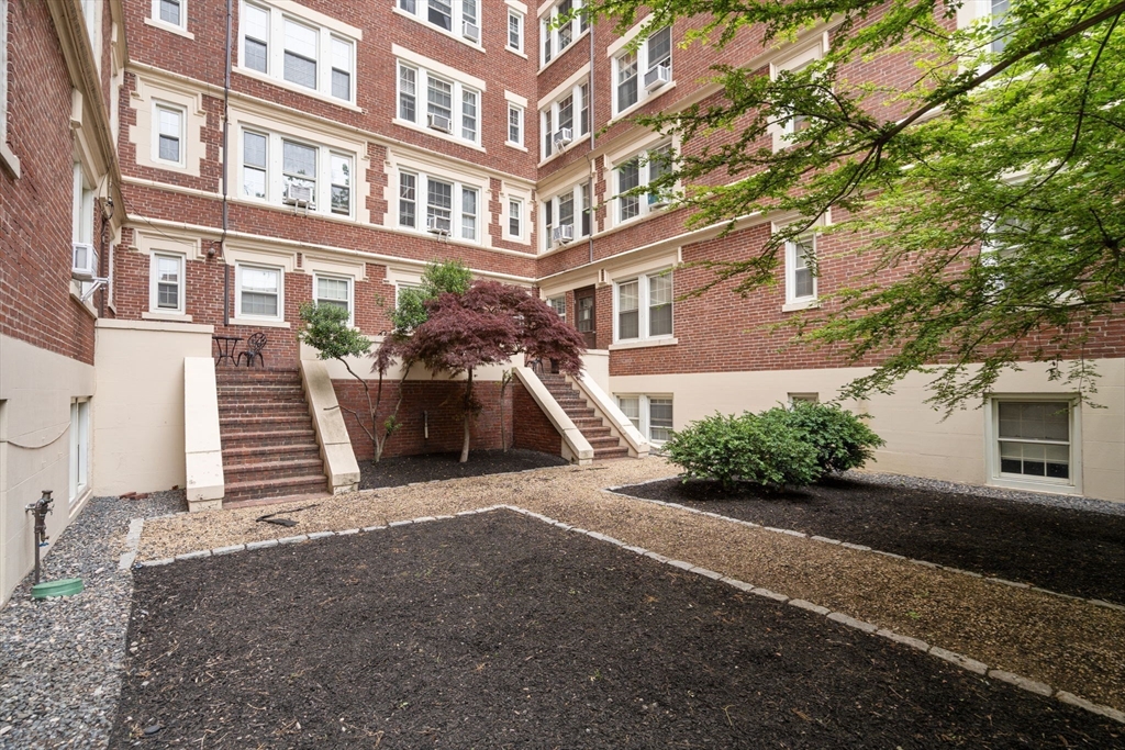 1450-1454 Beacon Street # 542