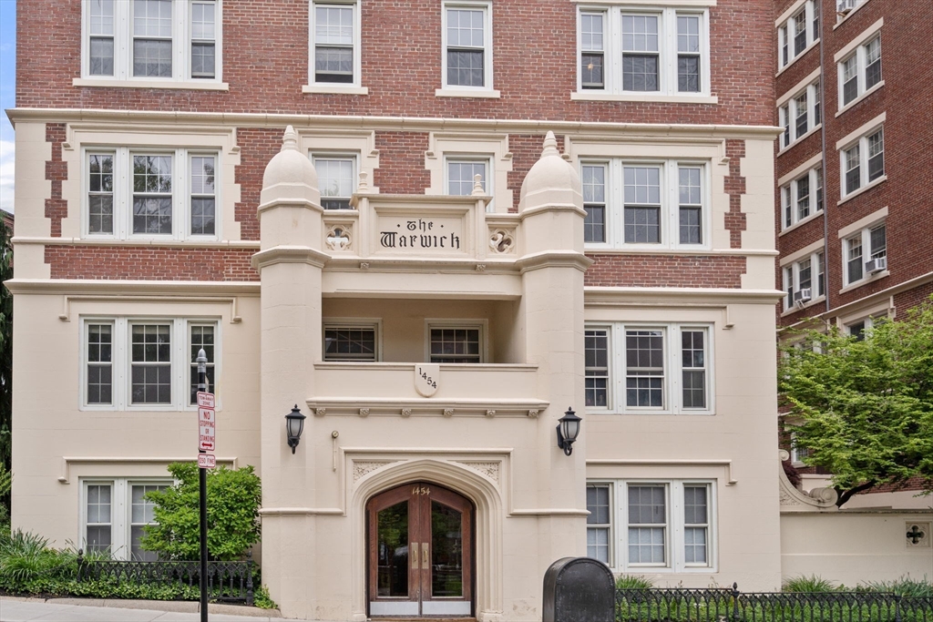 1450-1454 Beacon Street # 542