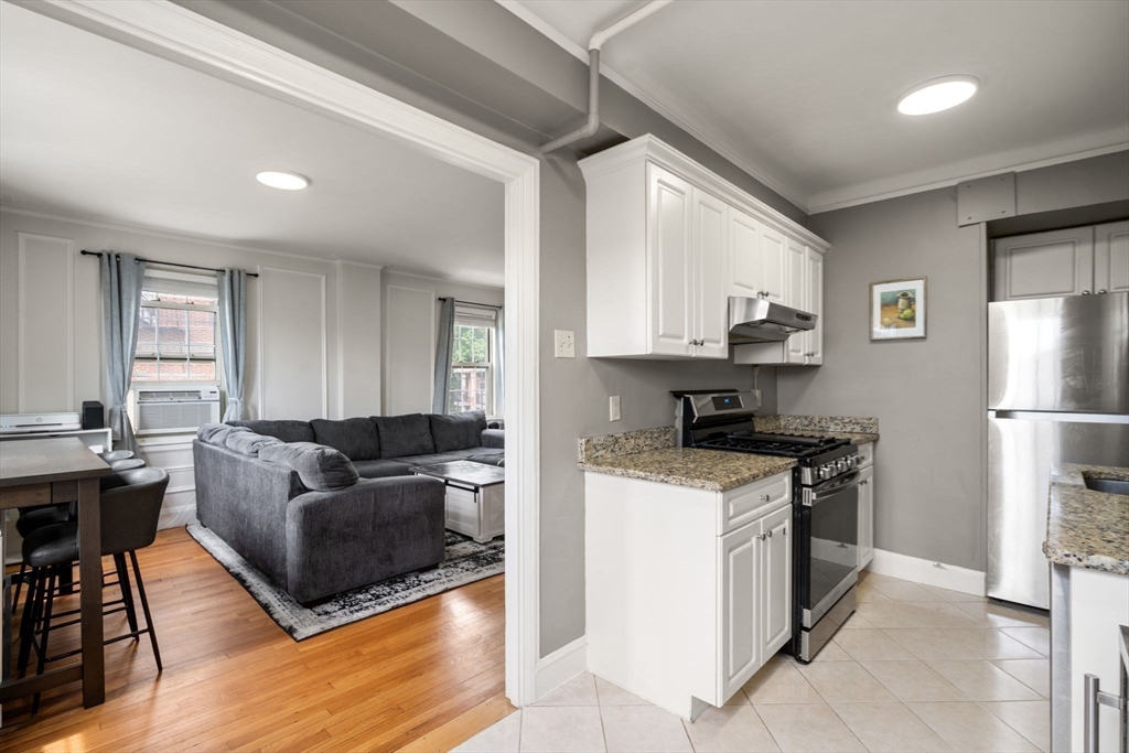 1450-1454 Beacon Street # 542