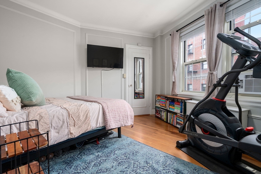 1450-1454 Beacon Street # 542