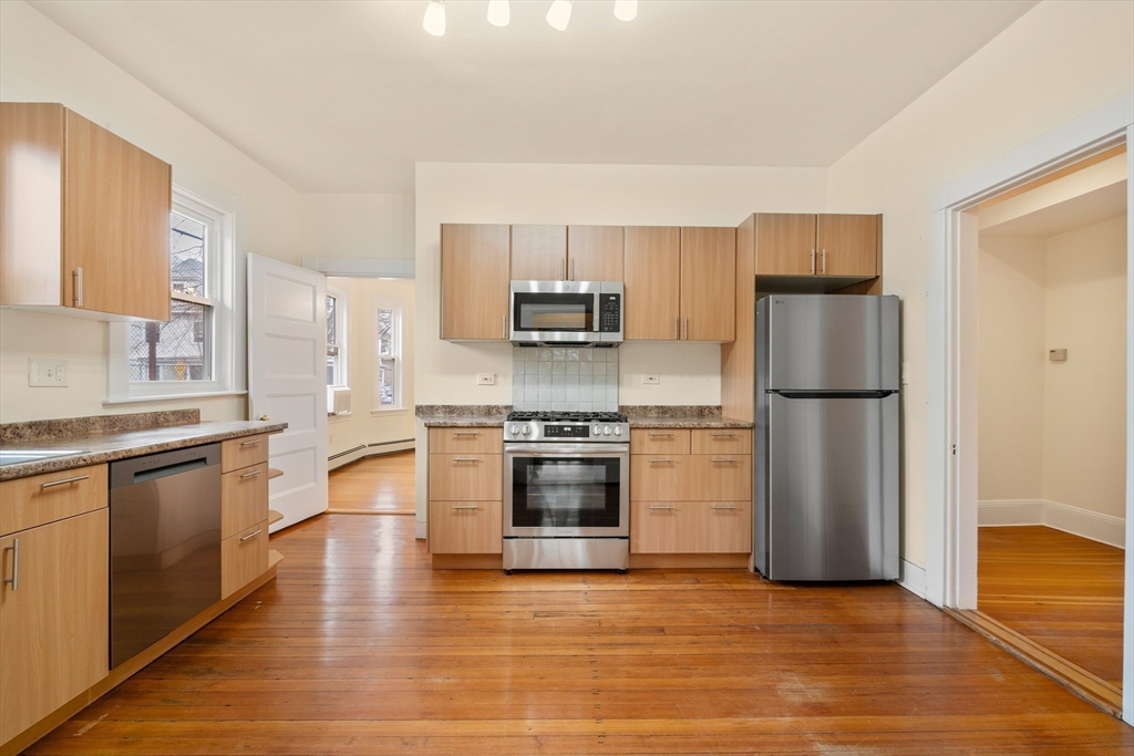 50 Kenwood St # 1