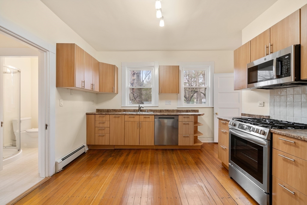 50 Kenwood St # 1
