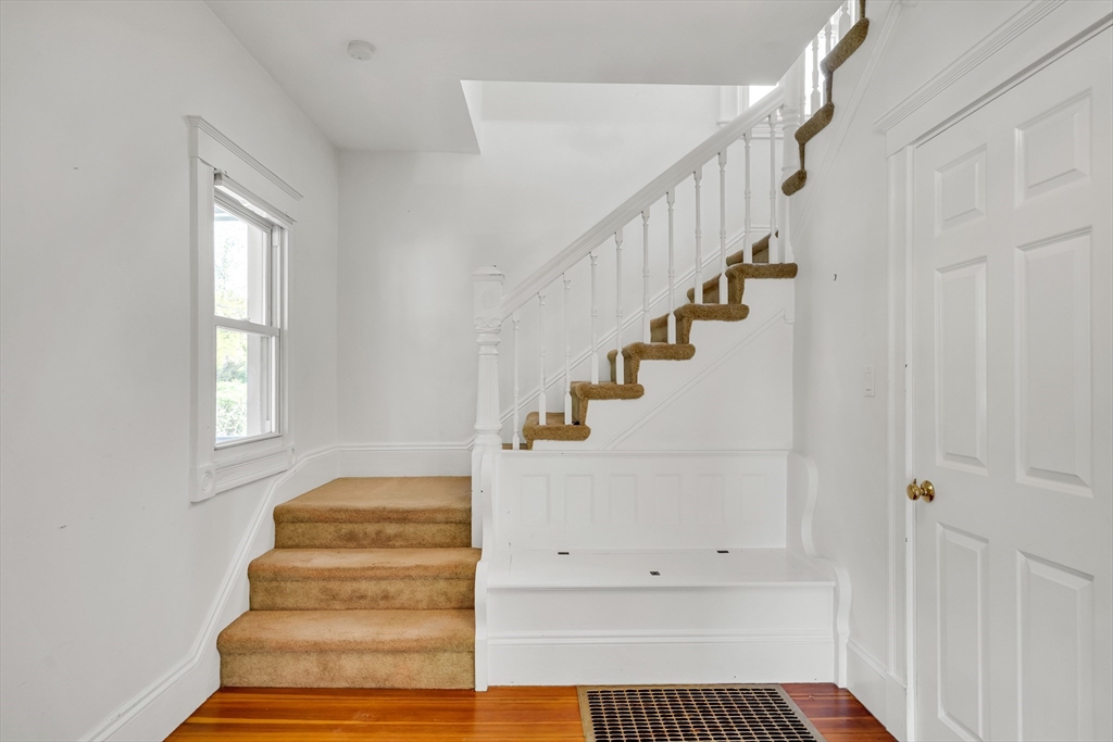 369 Bacon Street