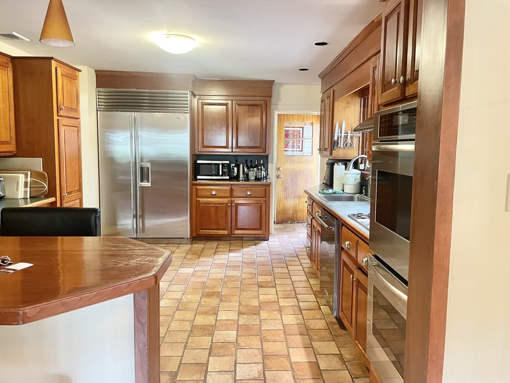150 Gordon Rd