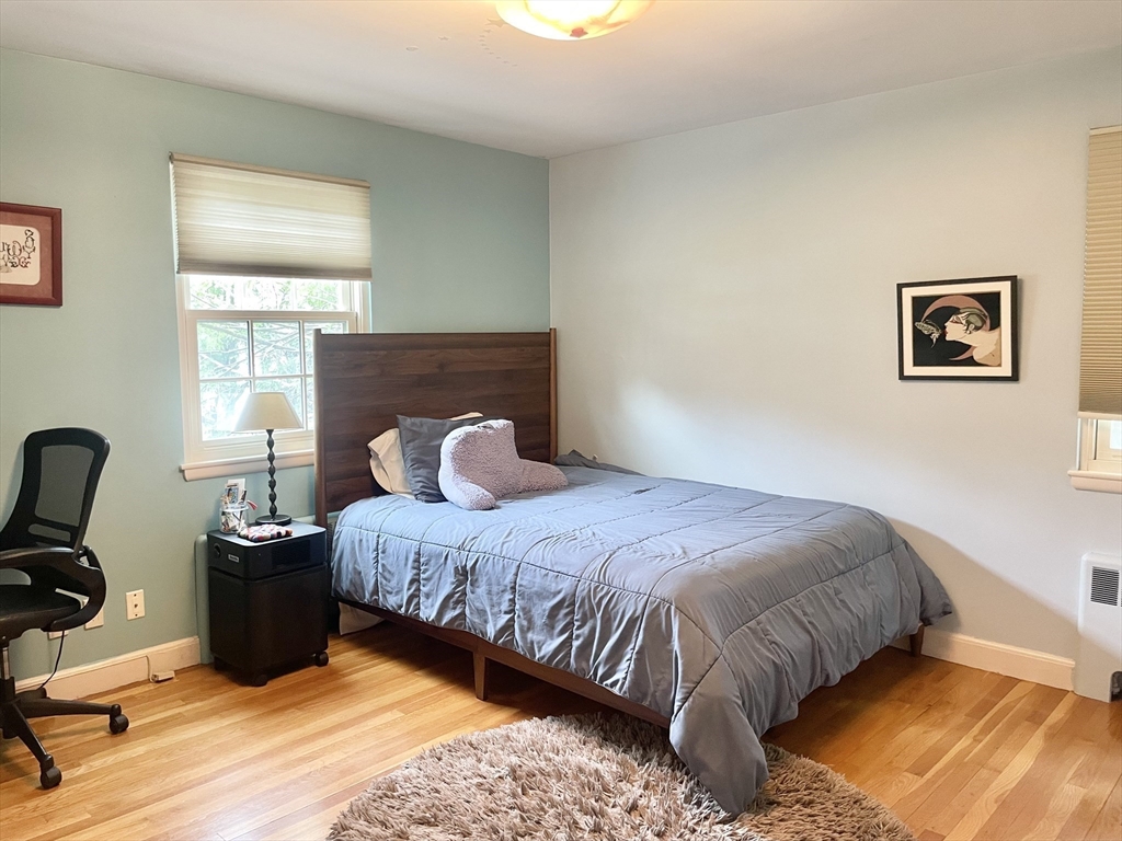 150 Gordon Rd