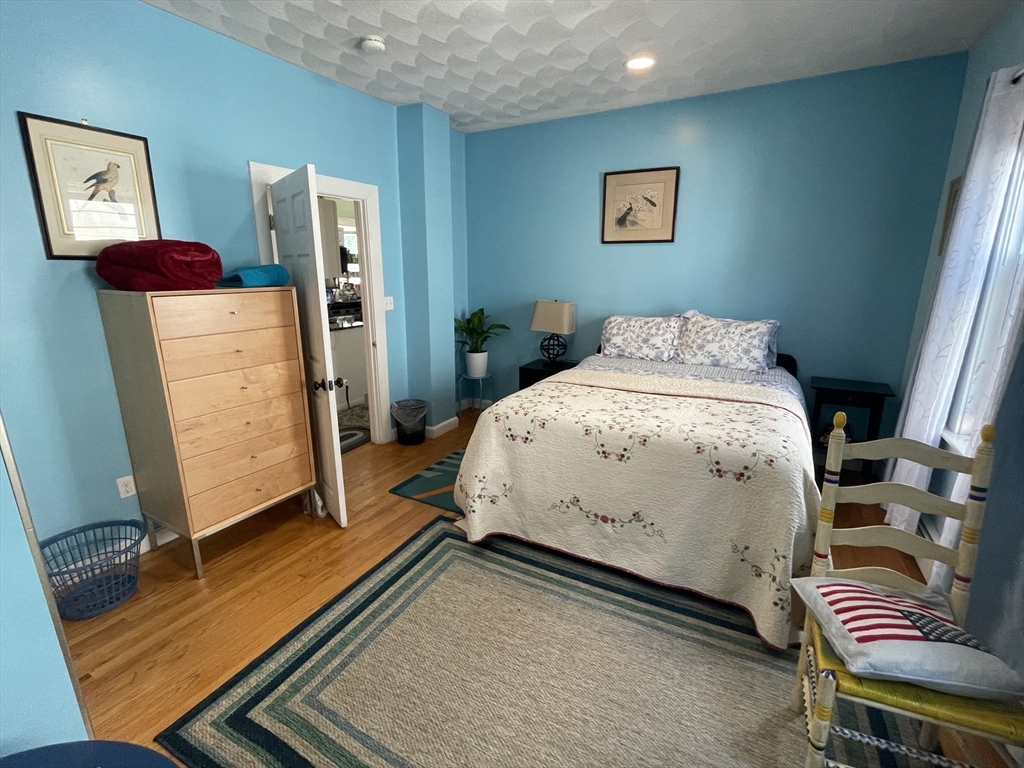 42 Litchfield # 1