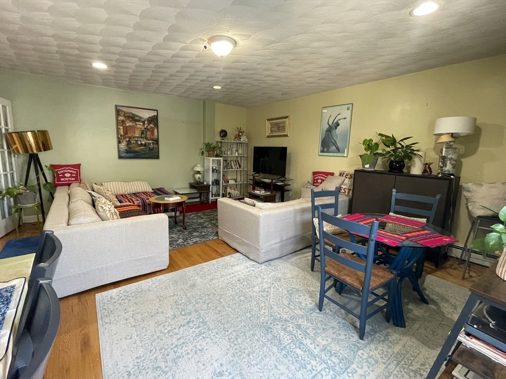 42 Litchfield # 1