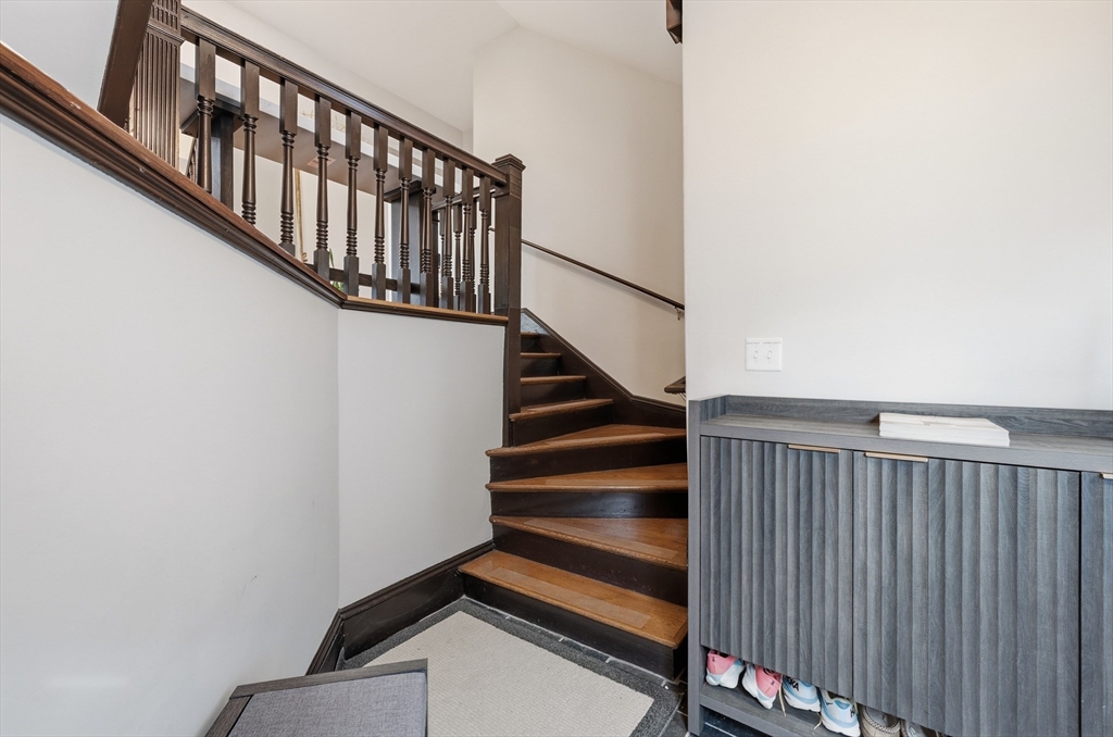 36-38 Florence St # 38