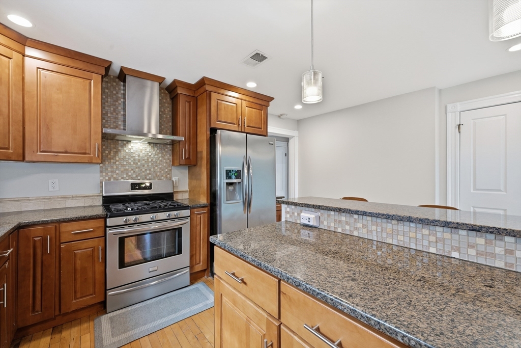 36-38 Florence St # 38