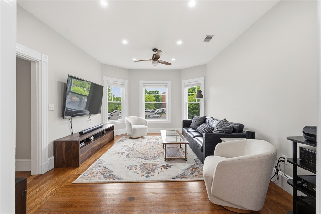 36-38 Florence St # 38