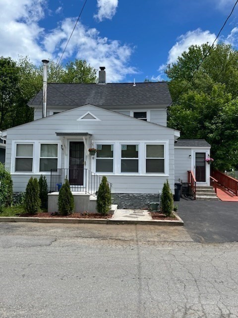 10 Crump St