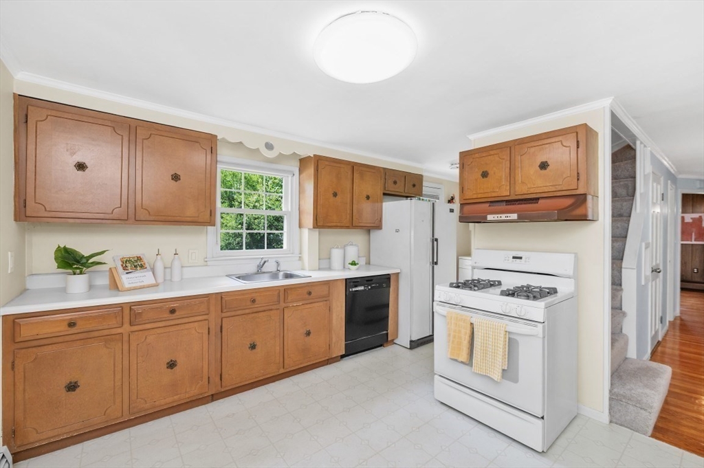 6 Truman Road