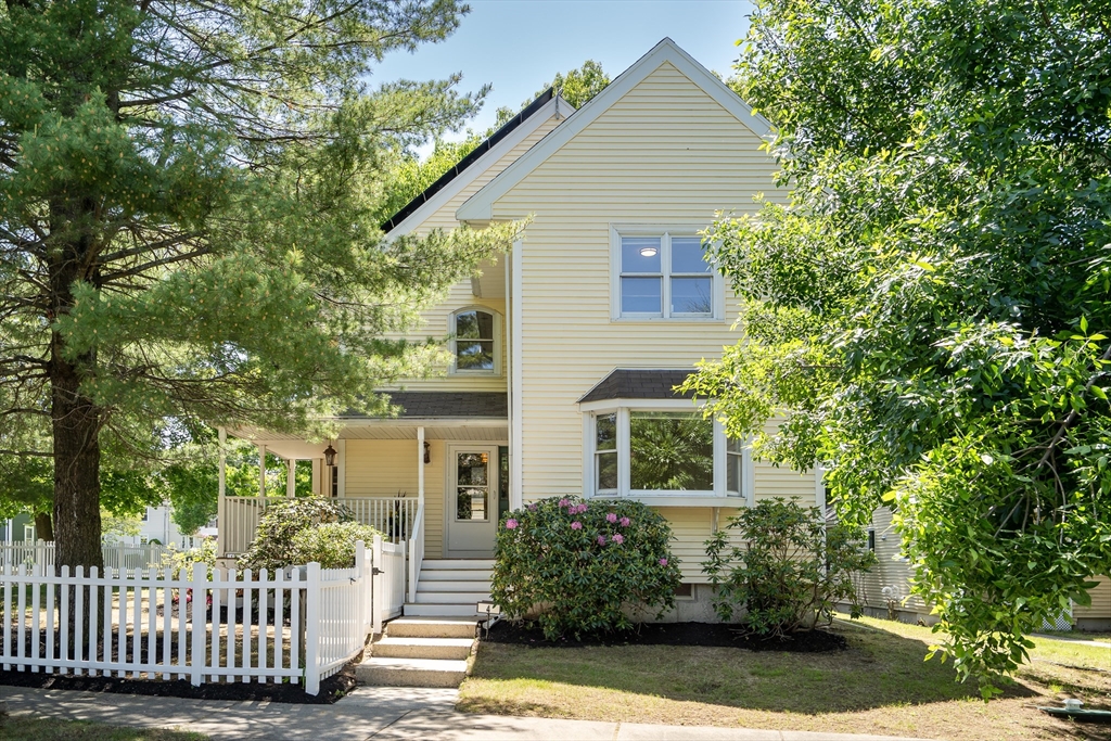 4 Rebecca Road