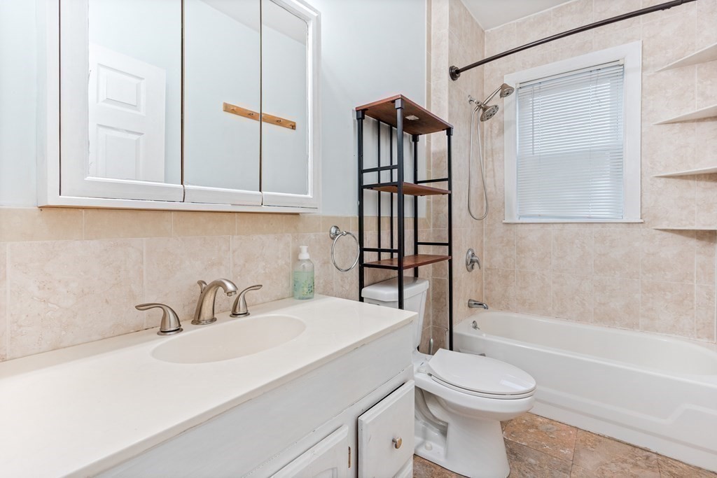 12 Plymouth St # 2