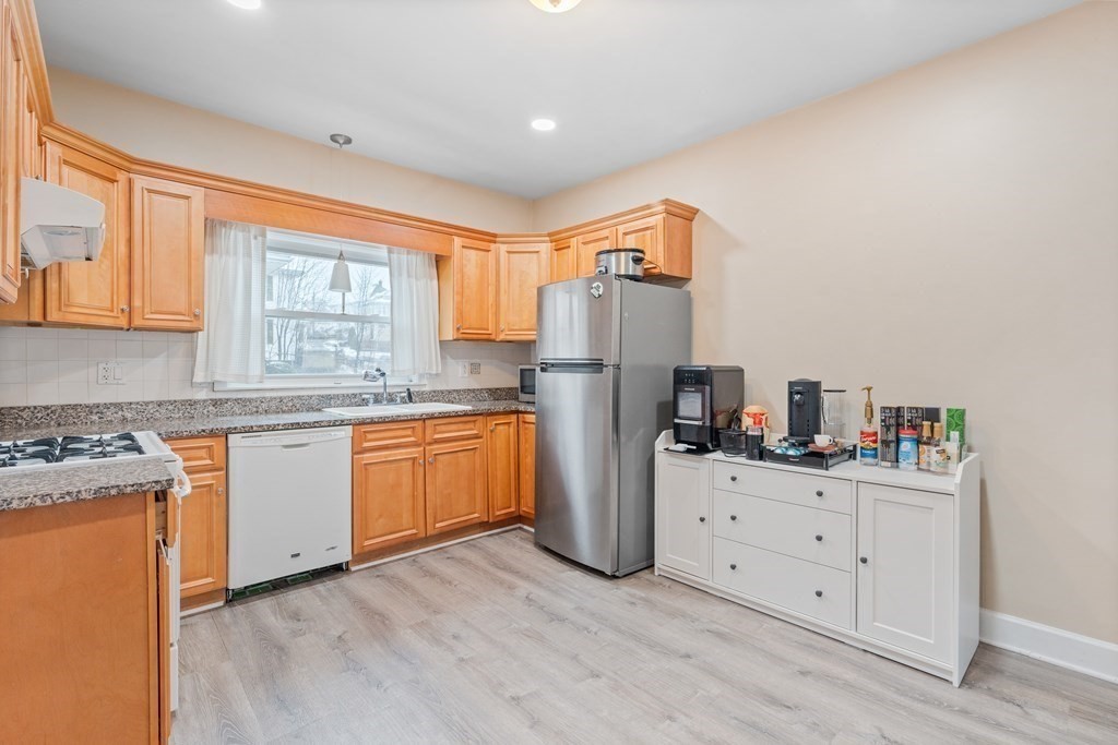 12 Plymouth St # 2