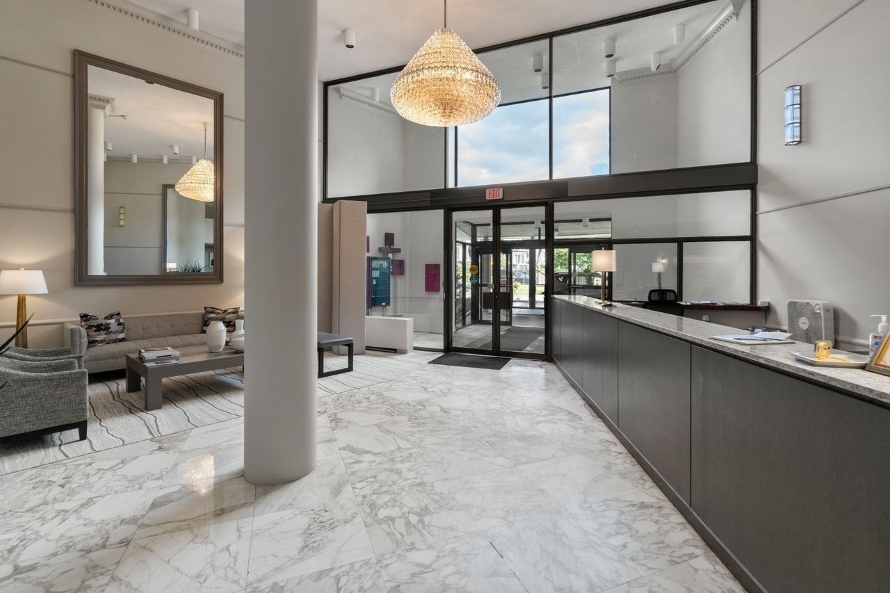 280 Boylston St # 111