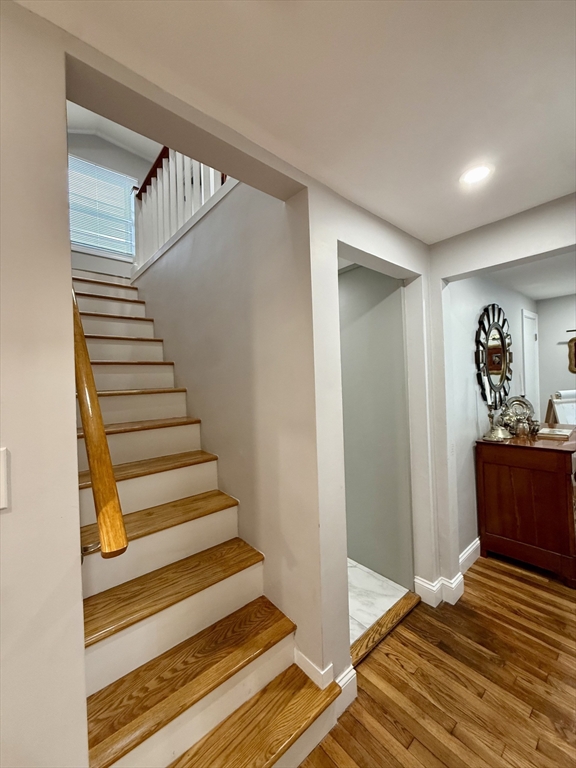 74 Seminole Ave
