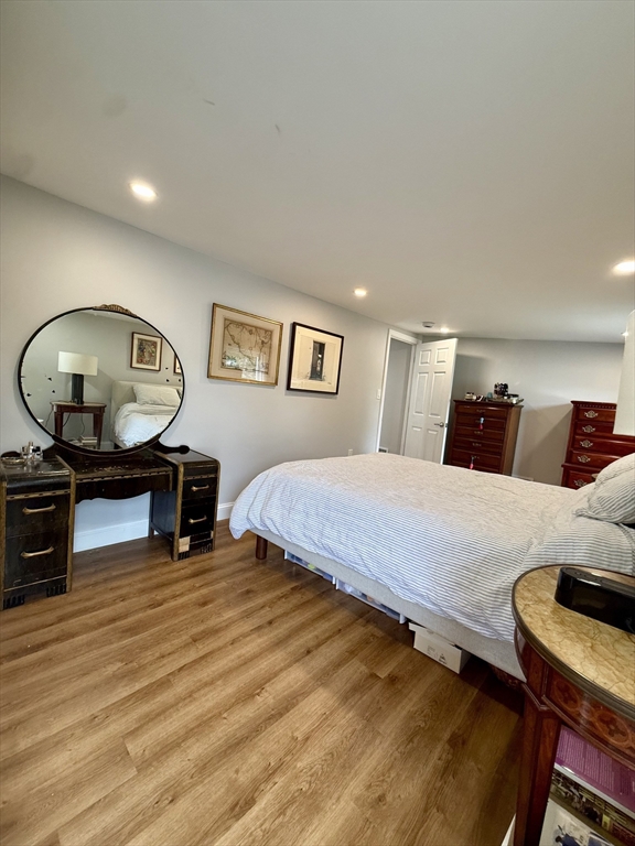 74 Seminole Ave