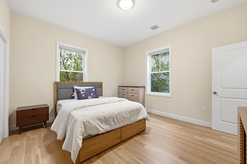 77 North St # 77