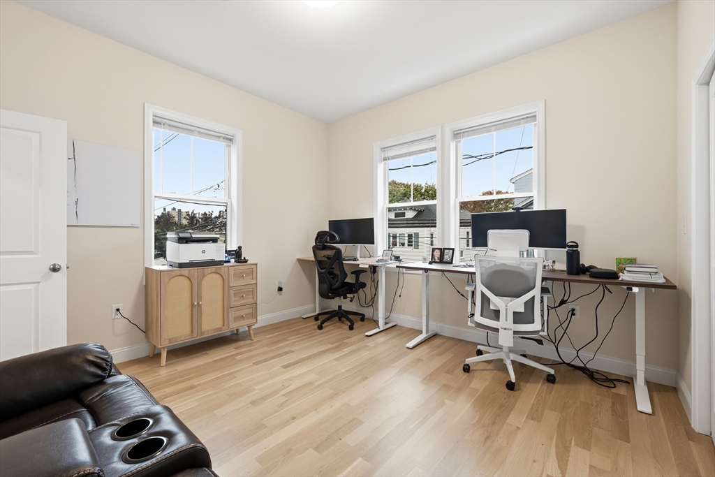 77 North St # 77