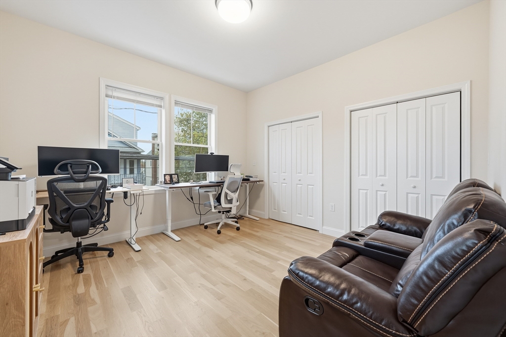77 North St # 77