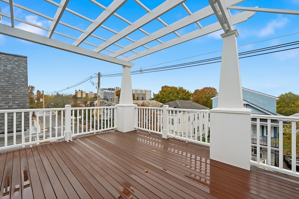 77 North St # 77