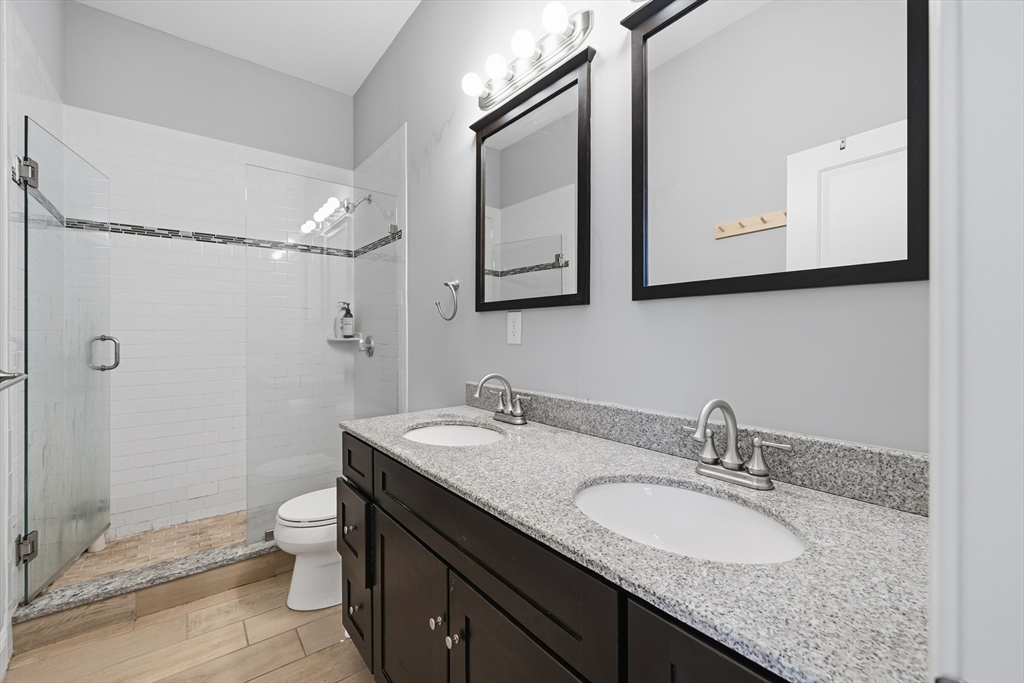 77 North St # 77