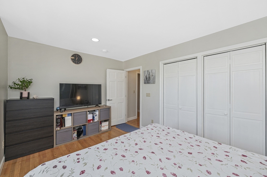 122 Massachusetts Ave # 122