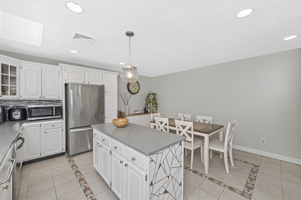 122 Massachusetts Ave # 122