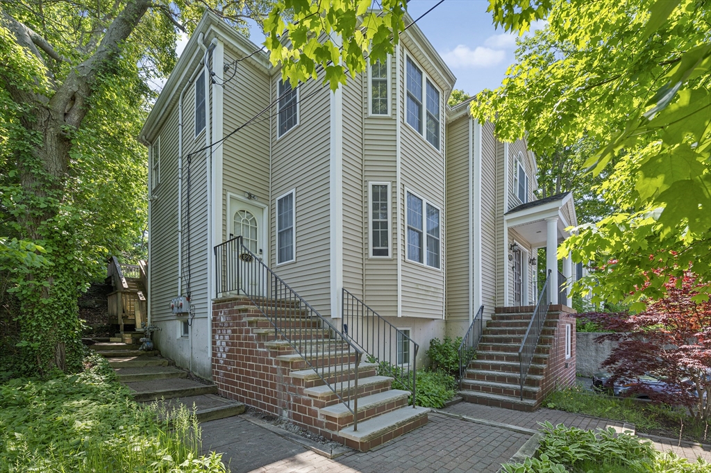 122 Massachusetts Ave # 122
